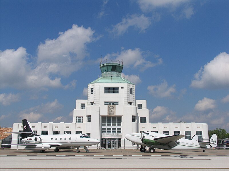 File:1940 Air Terminal Museum.jpg