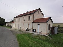 Croix-Fonsomme (Aisne) l'ancienne gare.jpg