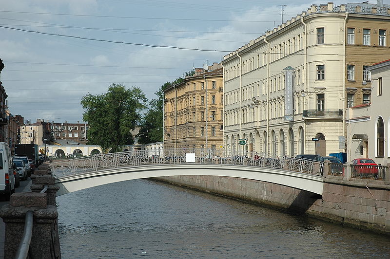 File:Muchnoi bridge St Petersburg.jpg