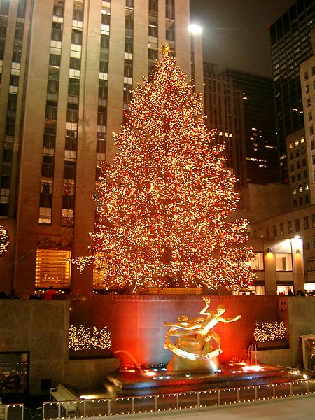 Файл:Rockefeller Center christmas tree.jpg