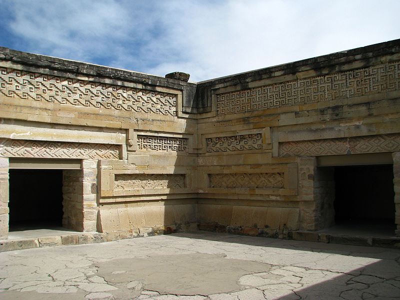 File:Zona Arqueológica Mitla 10.JPG