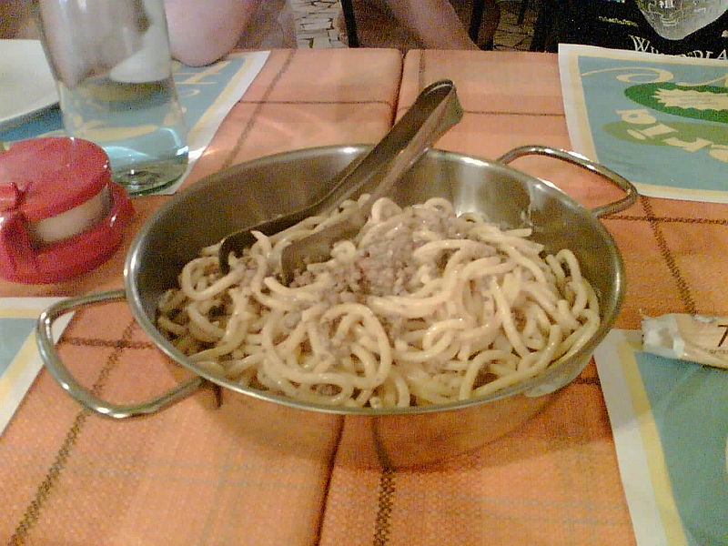 File:Bigoi co l'arna.jpg