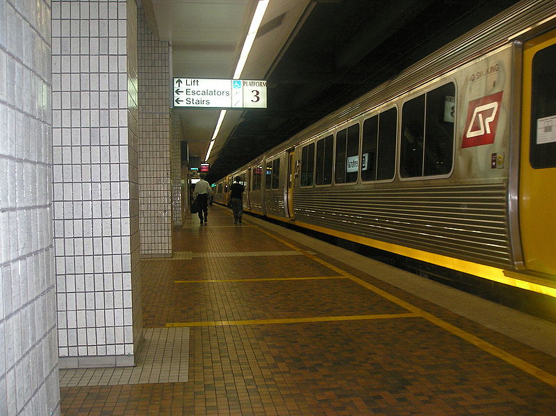 File:Brisbane Central platform.jpg