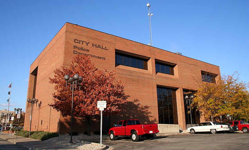 File:Kokomo-indiana-city-hall.jpg