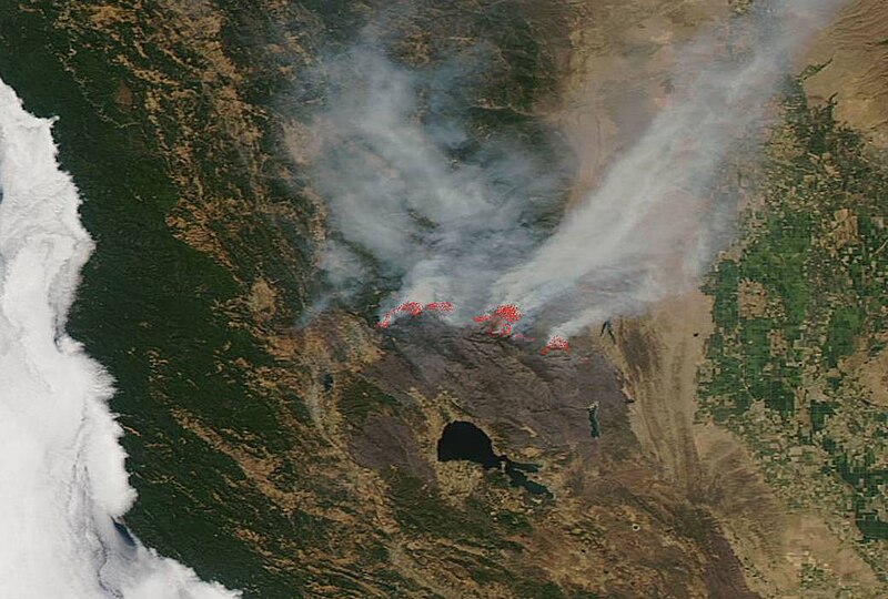 File:MendocinoComplexFire2018.jpg