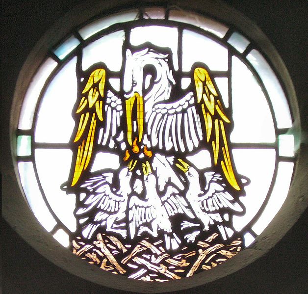 File:Pelican in its piety.jpg