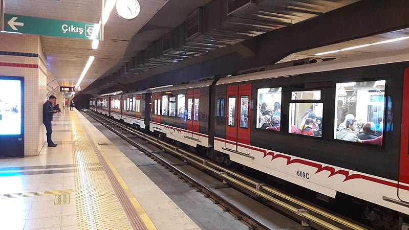 File:Poligon metro.jpg