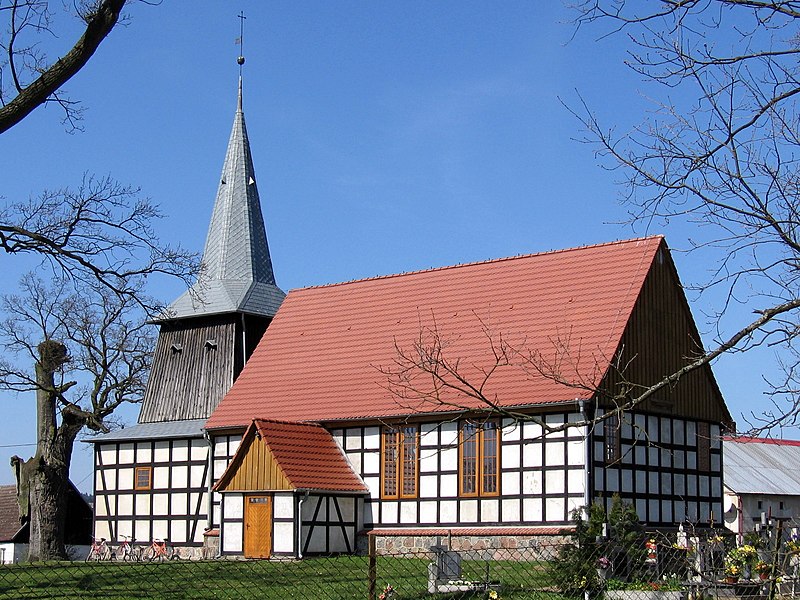 File:Swieszewo Church 2009a.jpg