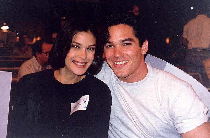 File:Teri Hatcher Dean Cain.jpg