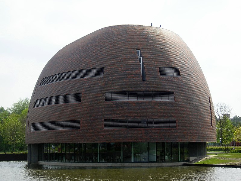 File:Zernikeborg (Zernikecomplex).JPG