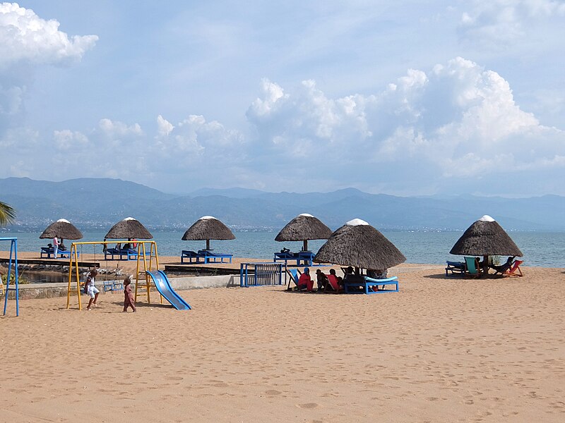 File:Beach in Bujumbura.jpg