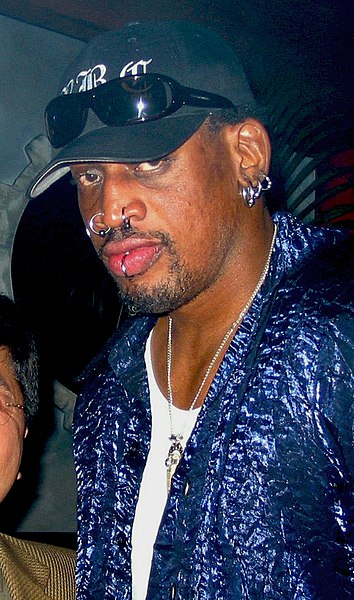 File:Dennis Rodman, 2001.jpg