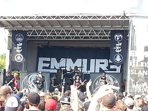 Emmure performing at 2014's Mayhem Fest.