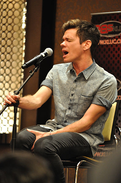 Файл:Ruess at Radio Interview.jpg