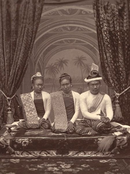 Файл:Thibaw Min 1885 crop.jpg