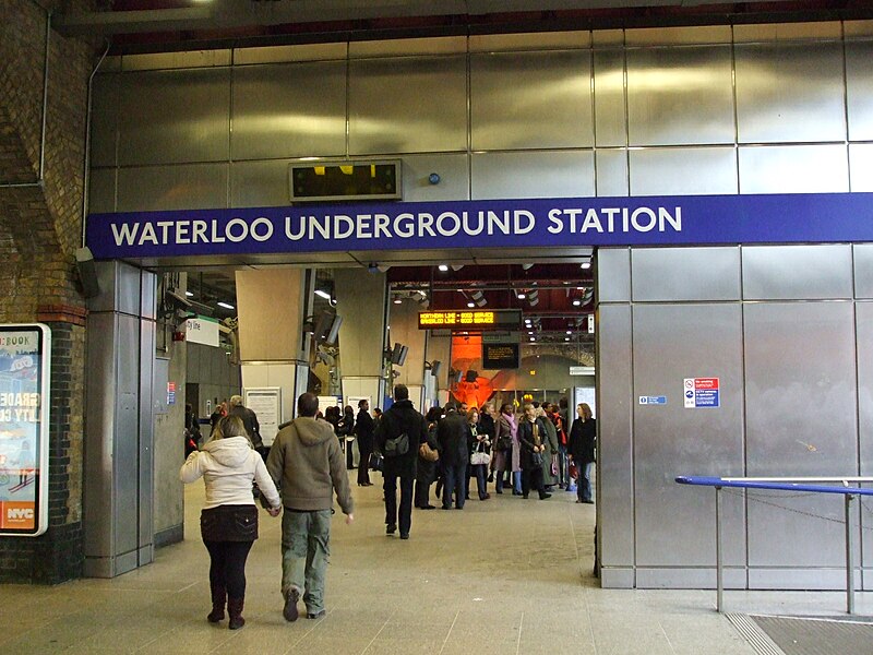 File:Waterloo tube stn entrance.JPG