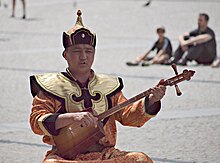 Doshpuluur player, Paris 2010.jpg