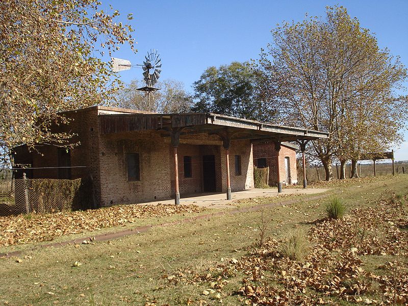 Archivo:Estación Arévalo.jpg