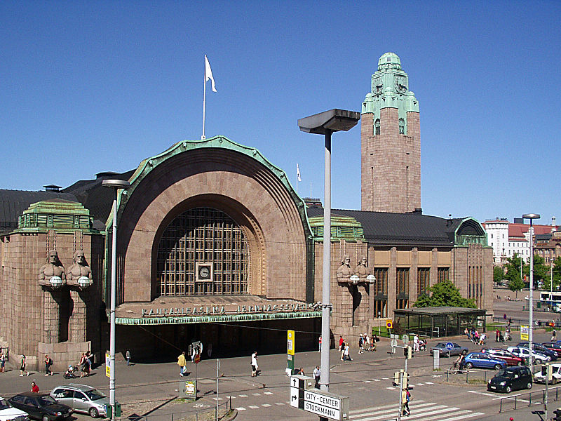 Archivo:Helsinki Hauptbahnhof 2005 08.jpg