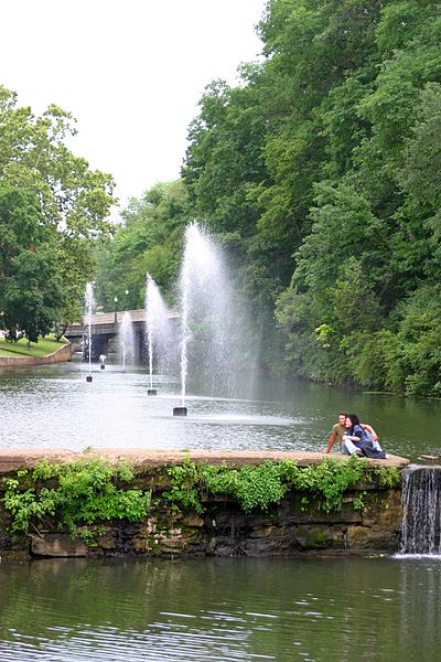 Файл:Siloam Springs Arkansas Fountains.JPG