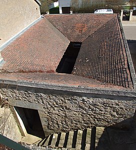 Similar lavoir from outside