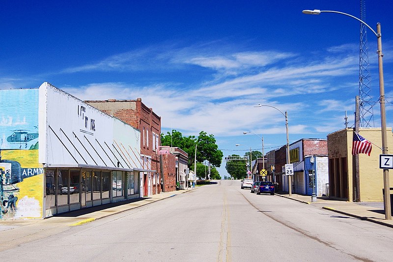 File:Bernie-Main-Street-mo.jpg