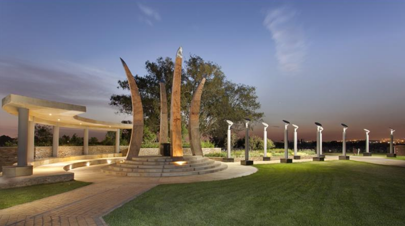 File:Chris Hani Monument.png