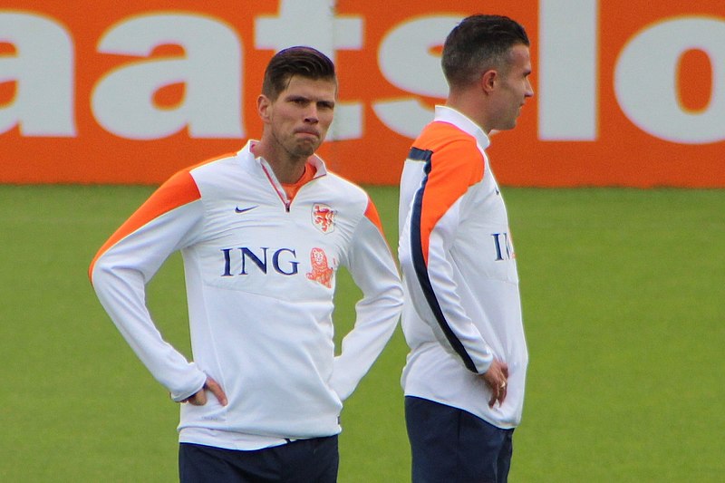 File:Huntelaar, RVP (15300576938) crop.jpg