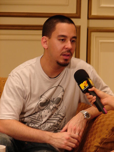 Файл:MikeShinodainBKK.JPG