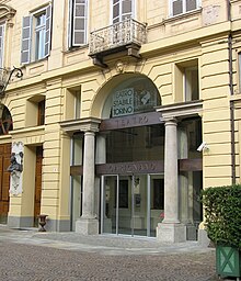 Torino-TeatroCarignano.jpg