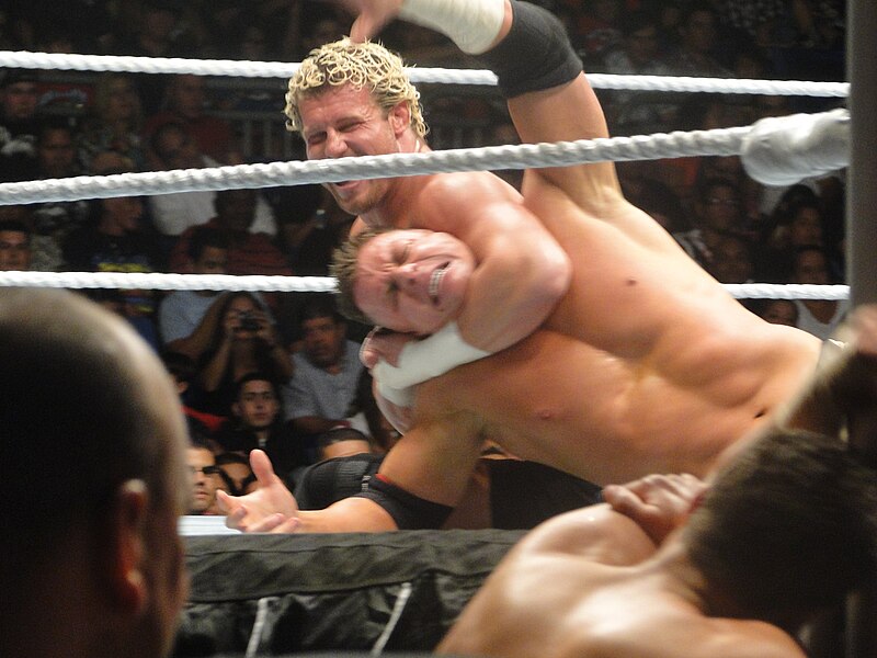 File:Dolph Ziggler Headlock.jpeg