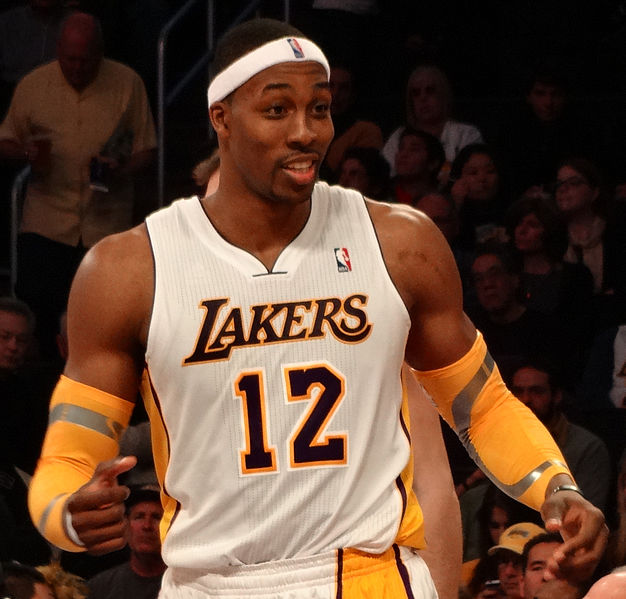 Archivo:Dwight Howard 2013 cropped.JPG