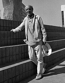 Isamu Noguchi, 1983 (cropped).jpg