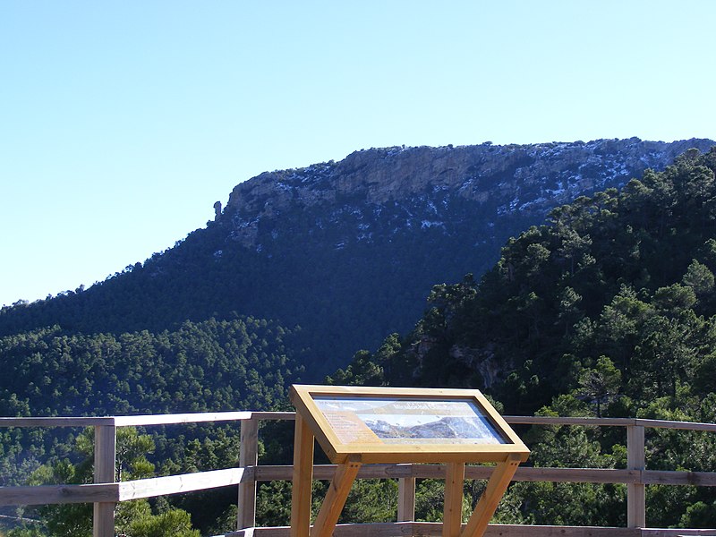 Archivo:Mirador collado bermejo.jpg