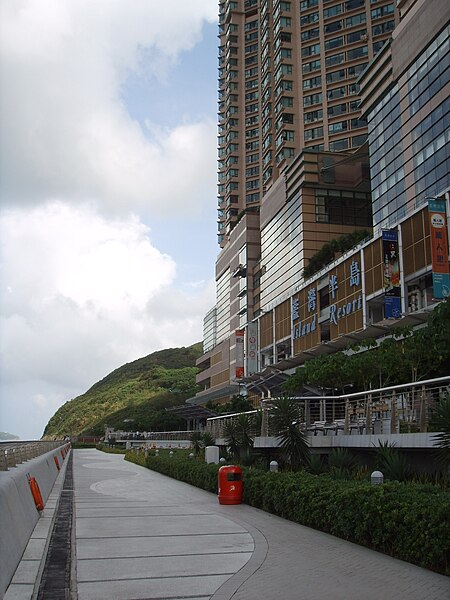 File:Siusaiwan promenade.JPG