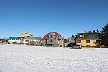 This residential area is located in front of the ocean.