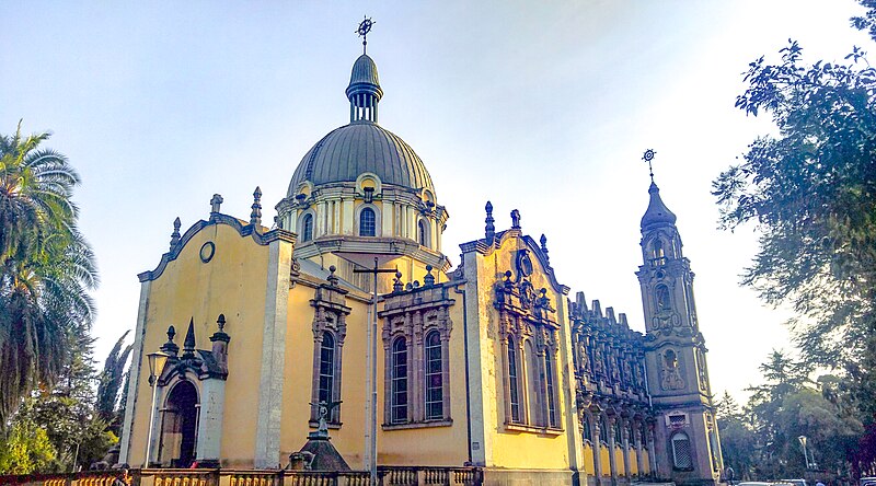 File:Holy Trinity Cathedral Church.jpg