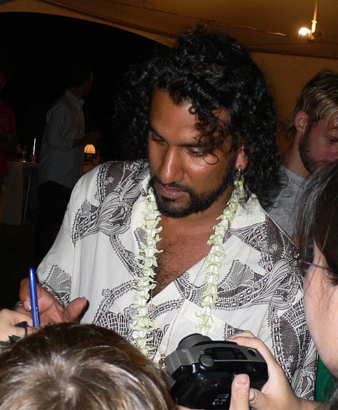 Archivo:Naveen Andrews.jpg