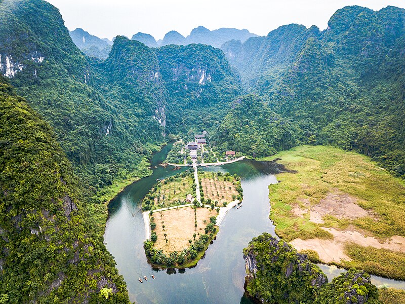 File:Ninh Binh en drone.jpg