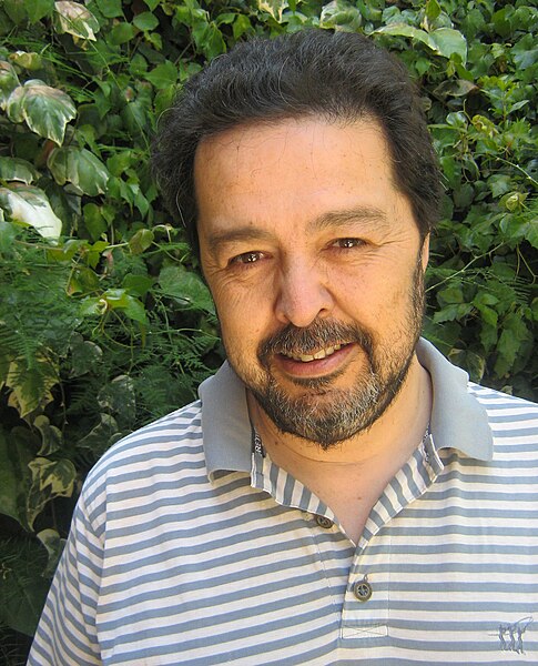 File:Oscar Gacitúa.jpg