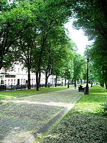 Petrovsky Boulevard, 2010 01.jpg