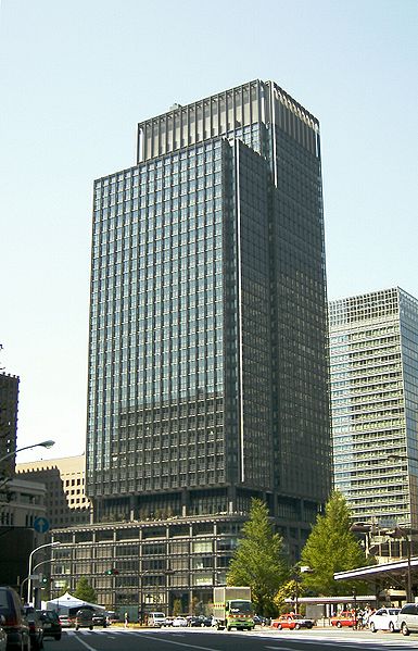 Файл:Shin-marunouchi.Building-2007-01.jpg