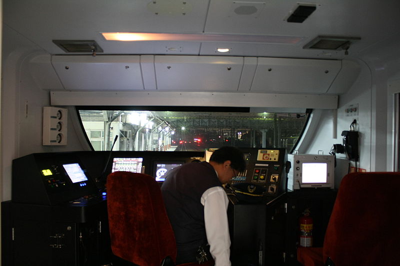 File:TRA-EMU800(ED803)Chauffeur Room 2014-01-02 005.JPG