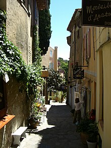 Bormes village 4.jpg