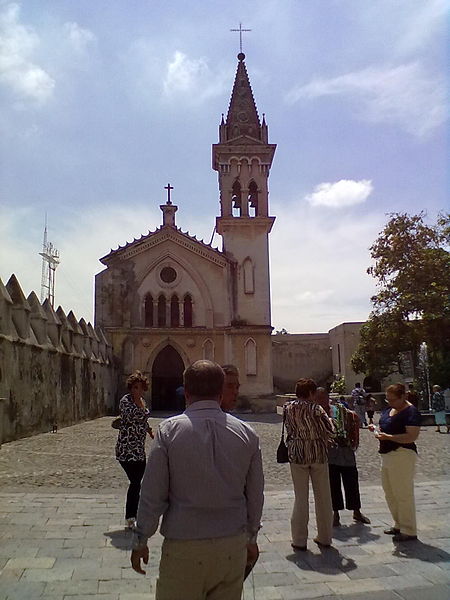 File:Capilla de Santa María.jpg