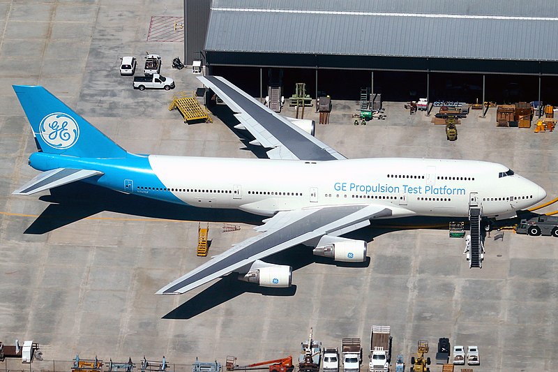 File:GE 747-400 N747GF.jpg