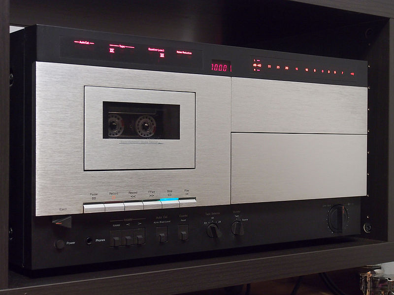 Файл:Nakamichi 700ZXE.jpg