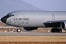 Boeing KC-135 (6221012046).jpg