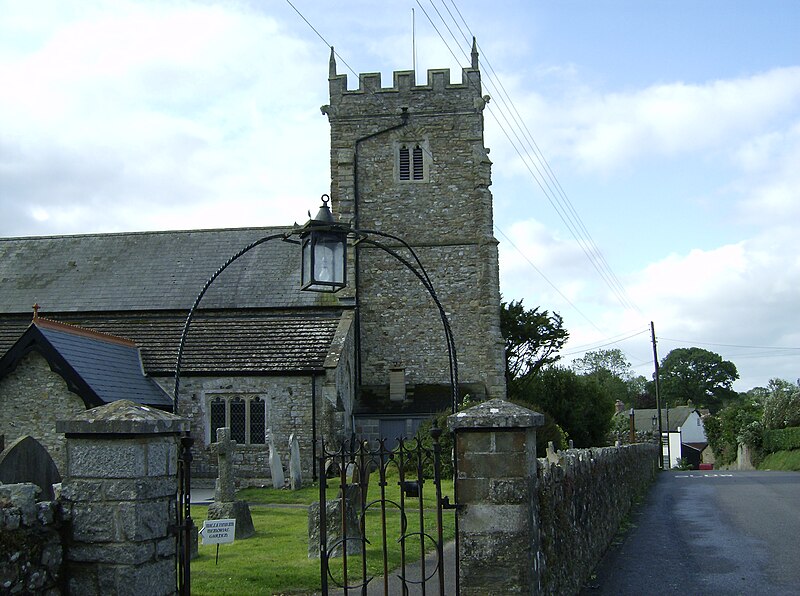 File:Kilmington Church.JPG