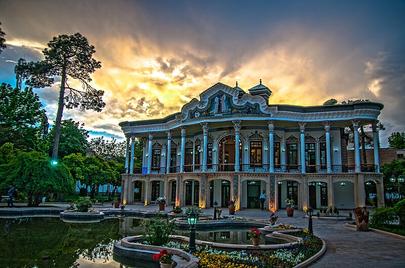 File:Shahpouri-House-in-Shiraz-Persia-Photo-by-Hossein-Amini.jpg